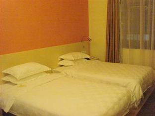 New East Hotell Zhuhai Exteriör bild